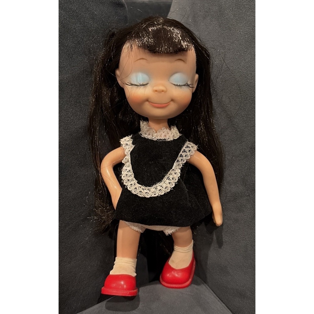Vintage Uneeda Doll Little Sophisticates Kristina Doll 8.5" 1967